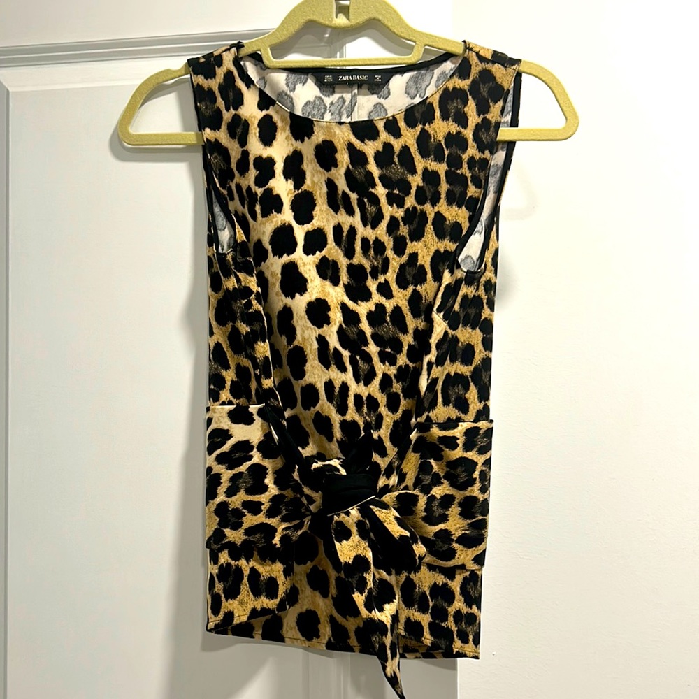Zara Leopard sleeveless top